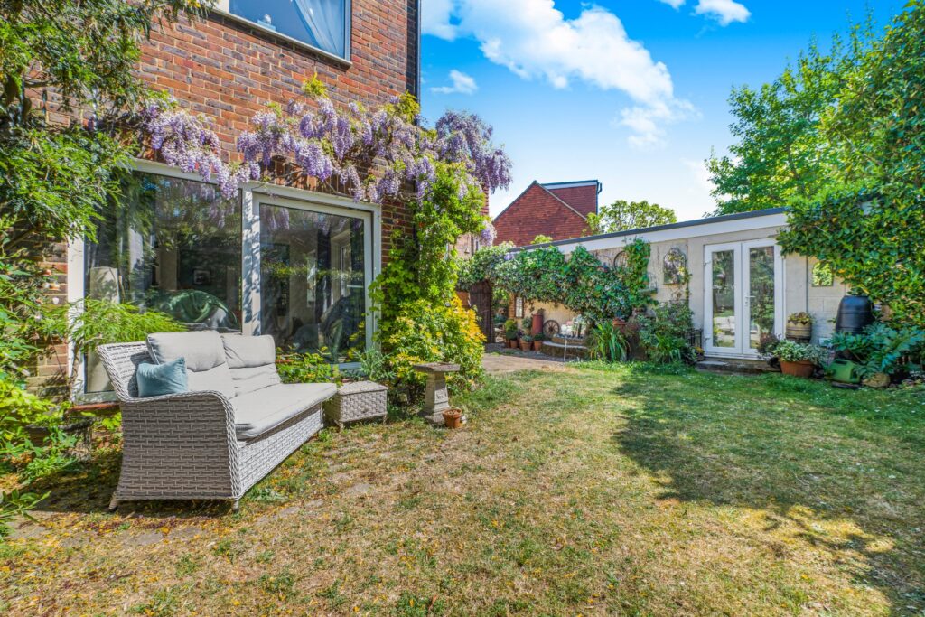 Property Image 0 Property Image 0