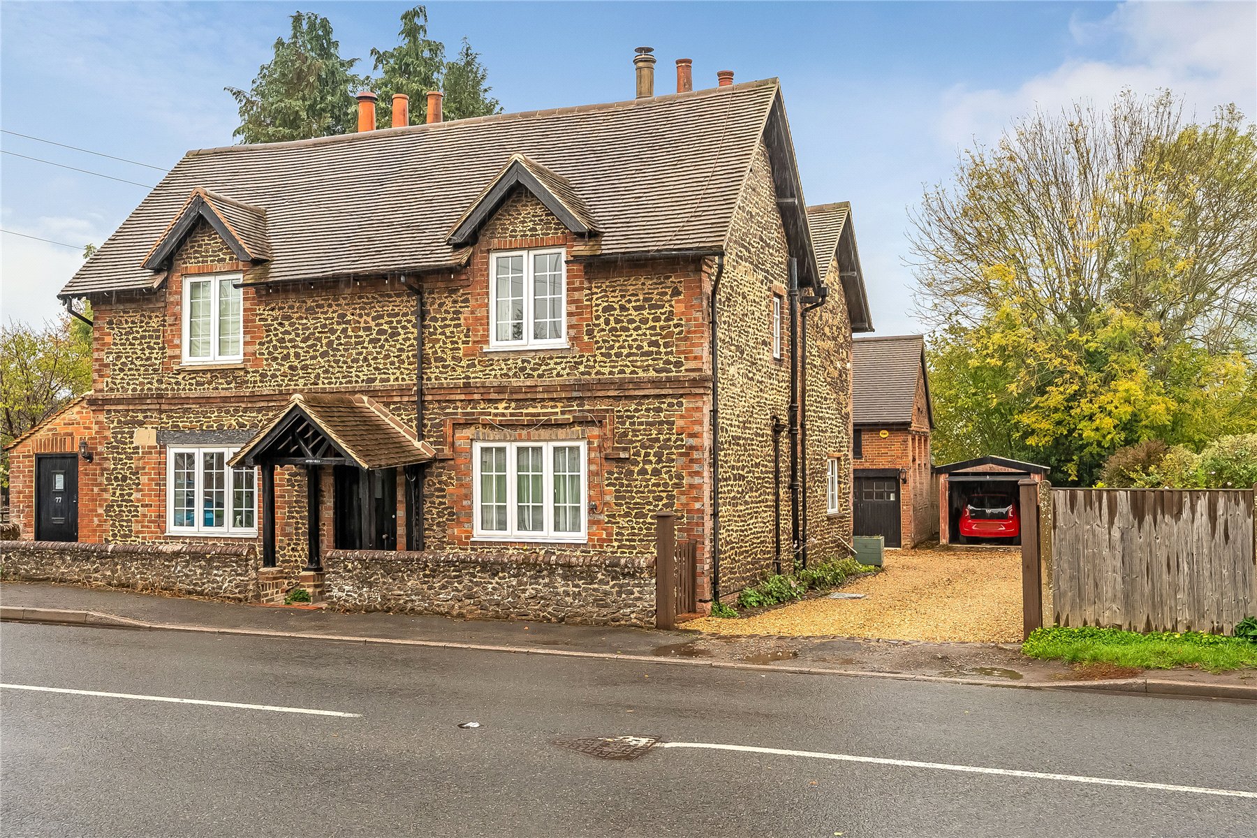 Property Image 0 Image 0