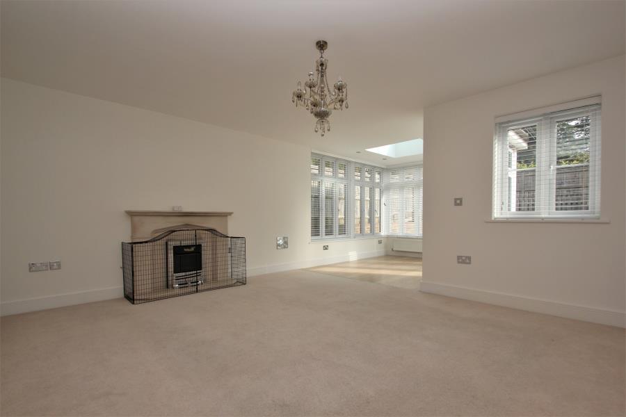 Property Image 0 Property Image 0