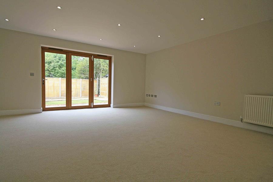 Property Image 0 Property Image 0