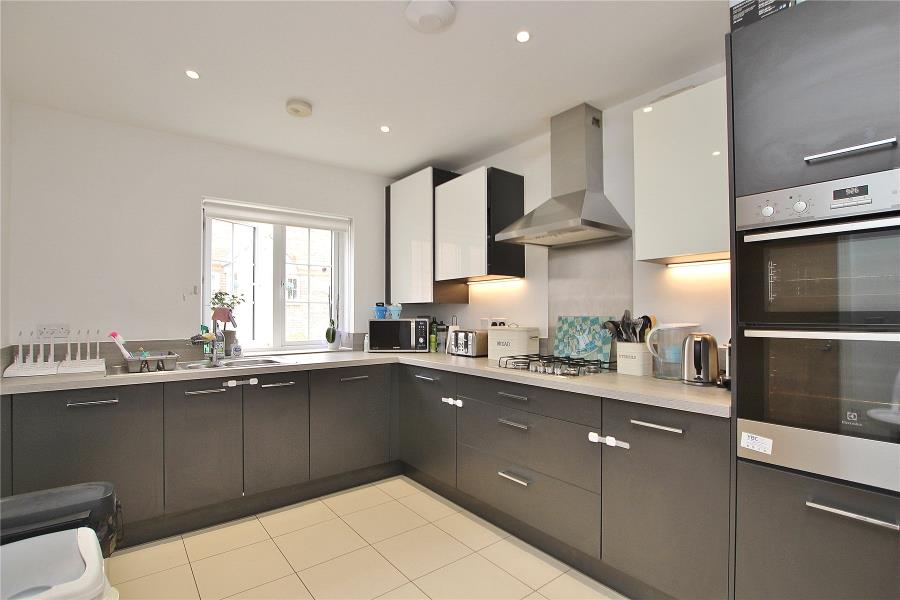 Property Image 0 Property Image 0