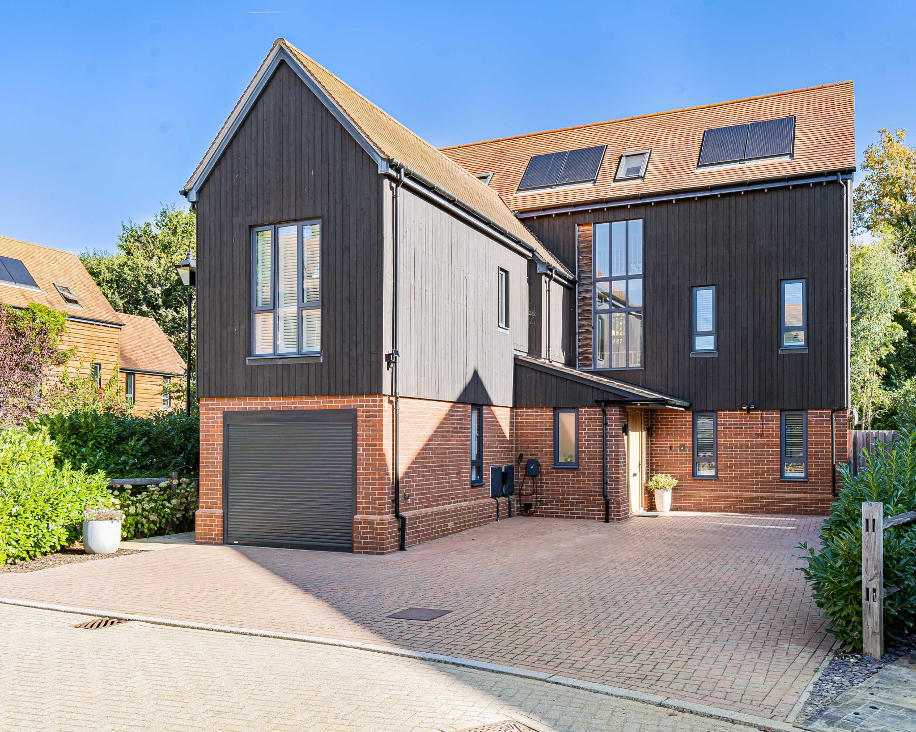 Property Image 0 Image 0