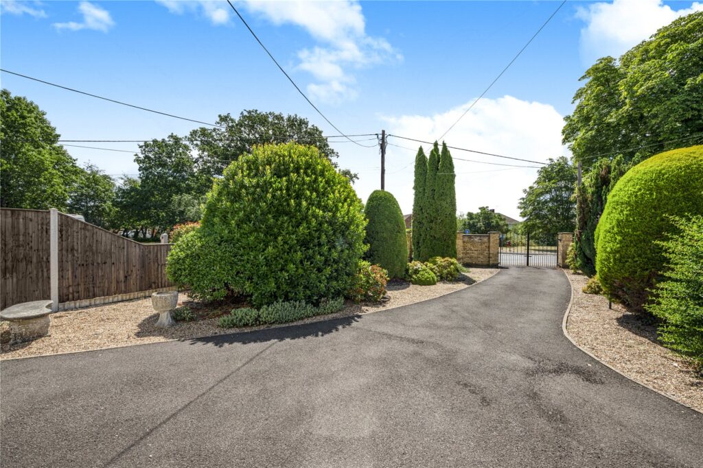 Property Image 0 Property Image 0