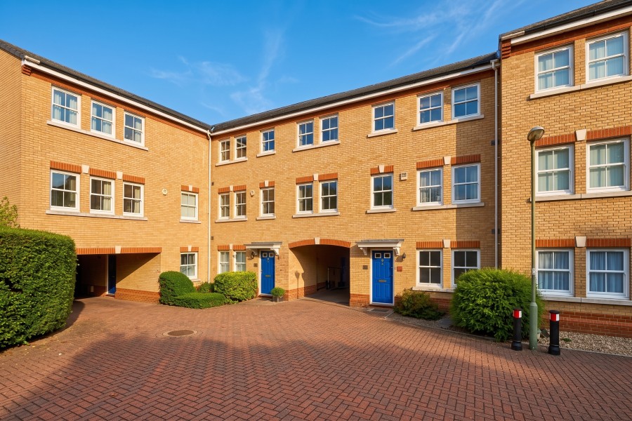 Property Image 0 Image 0