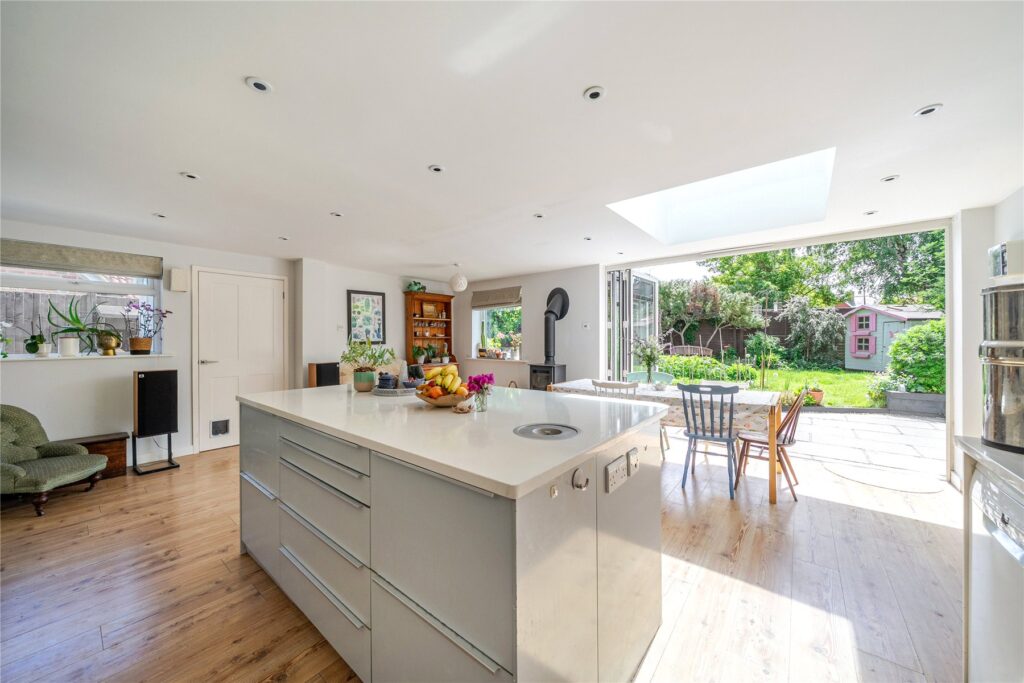 Property Image 0