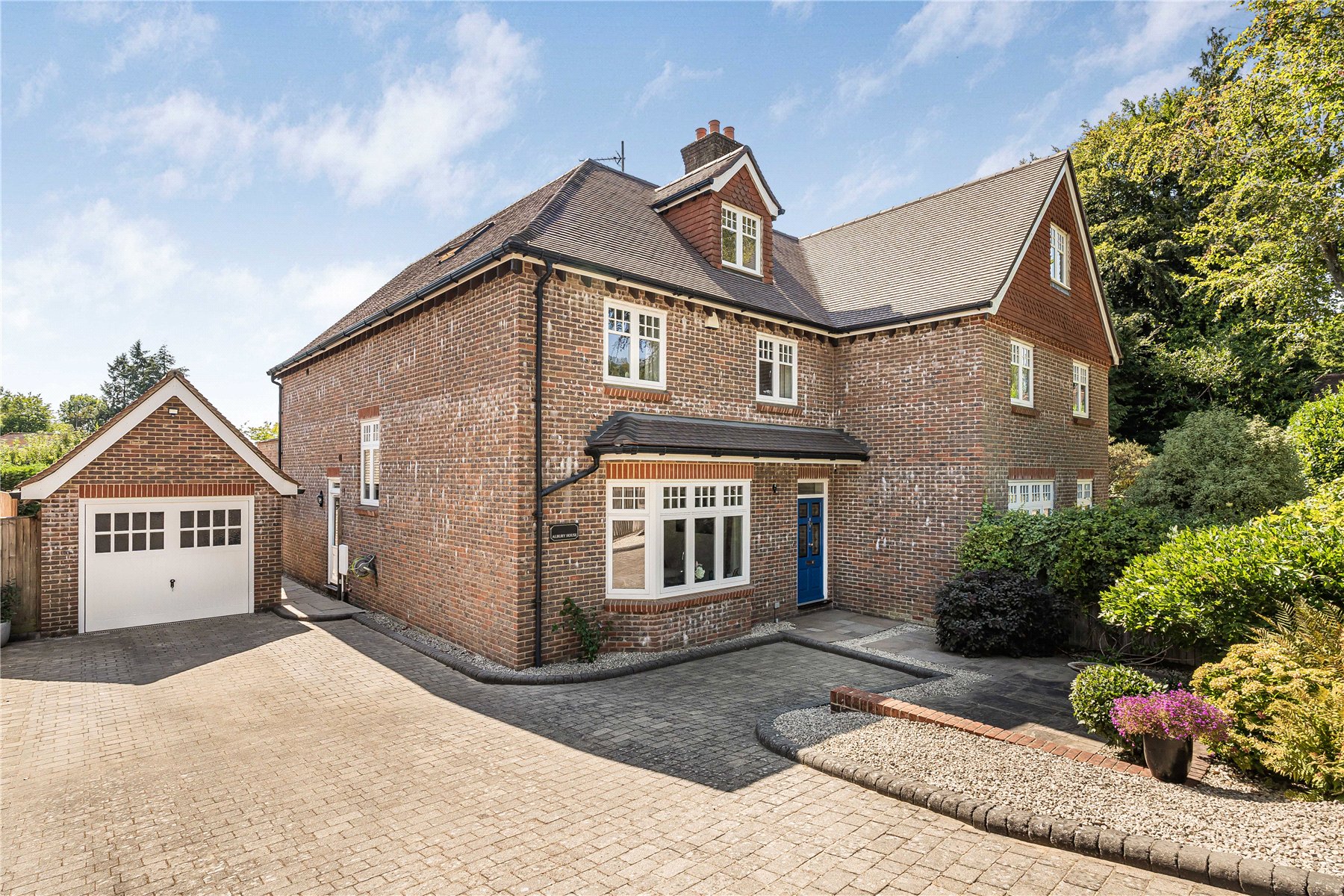 Property Image 0 Image 0