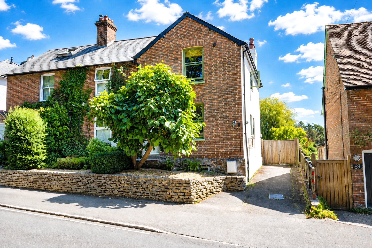 Property Image 0 Image 0