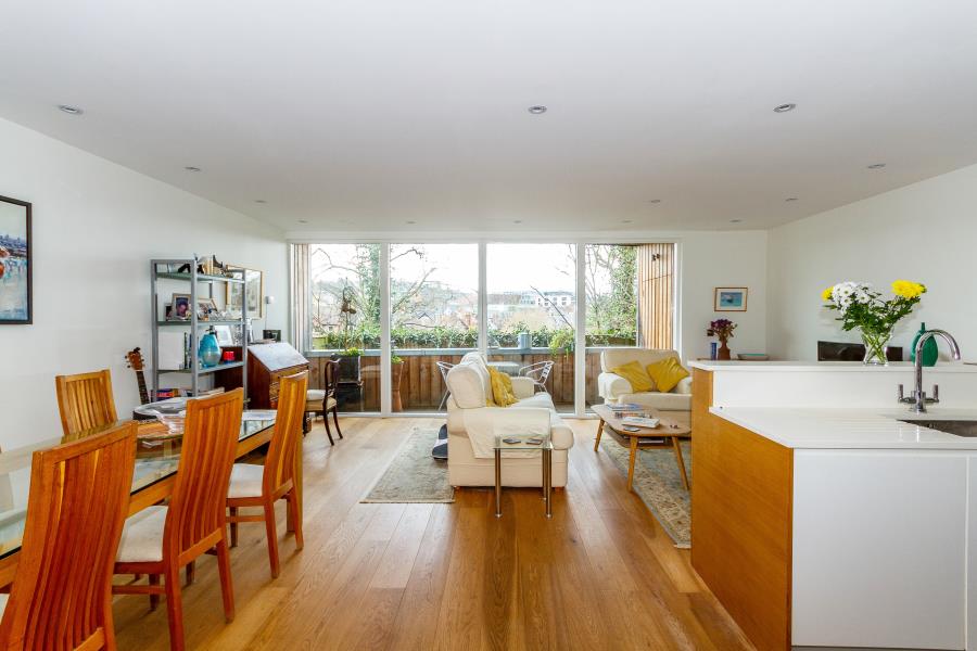 Property Image 0 Property Image 0