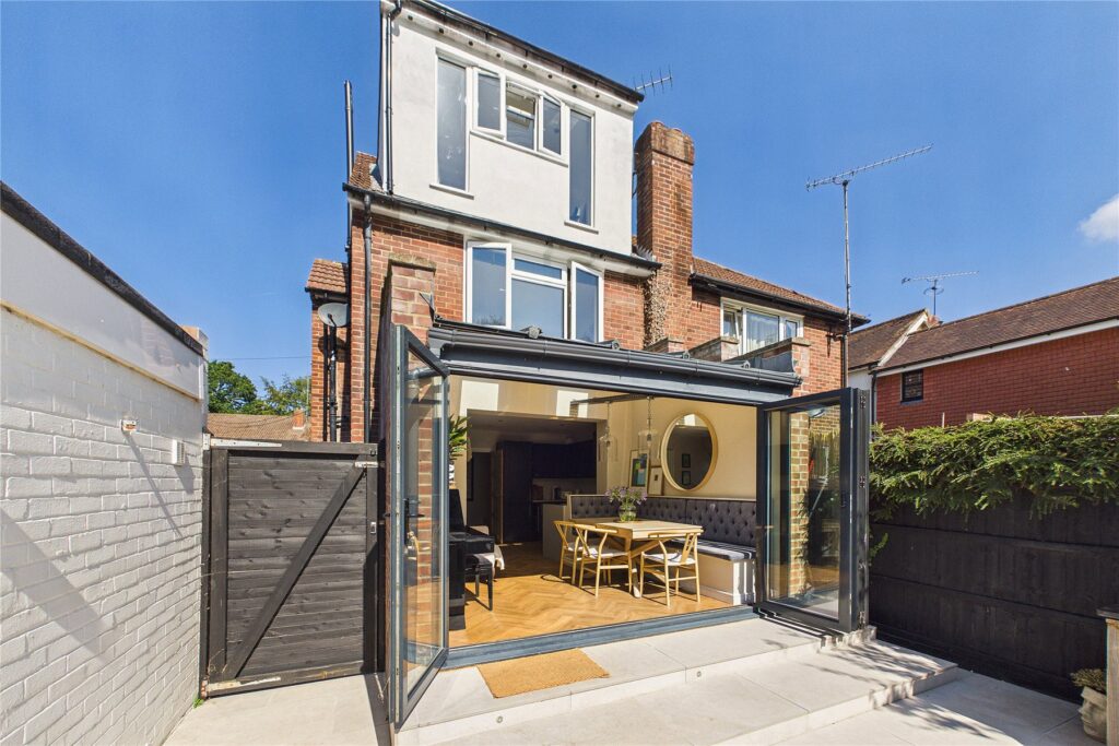 Property Image 0