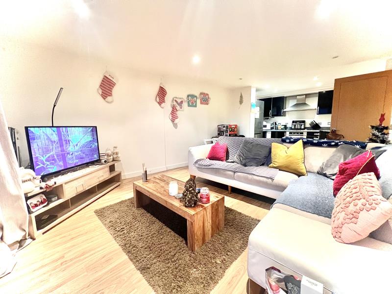 Property Image 0 Image 0
