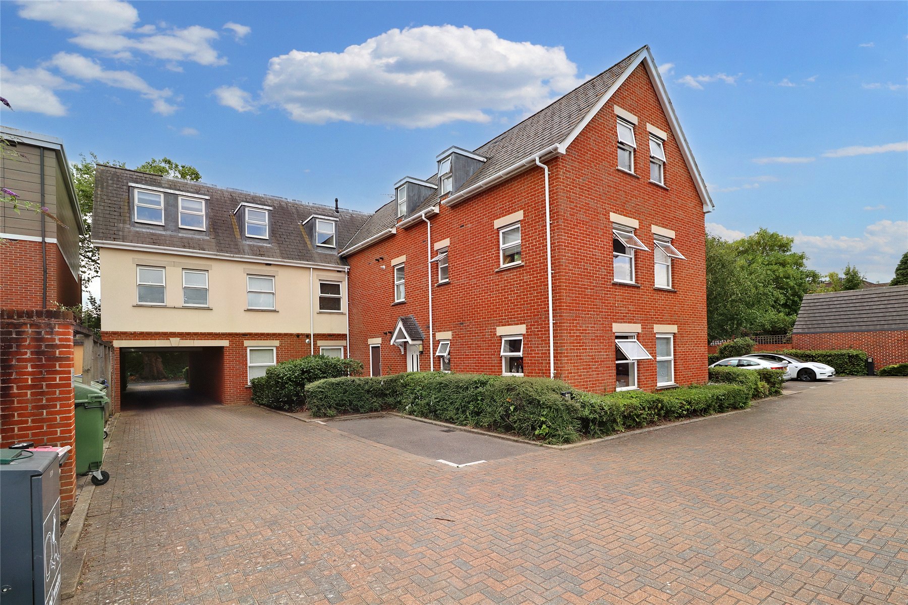 Property Image 0 Image 0