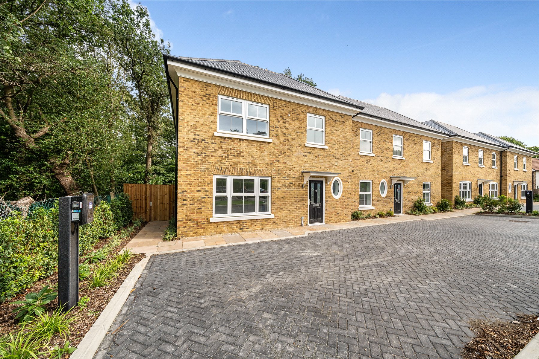 Property Image 0 Image 0
