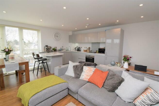 Property Image 0 Property Image 0