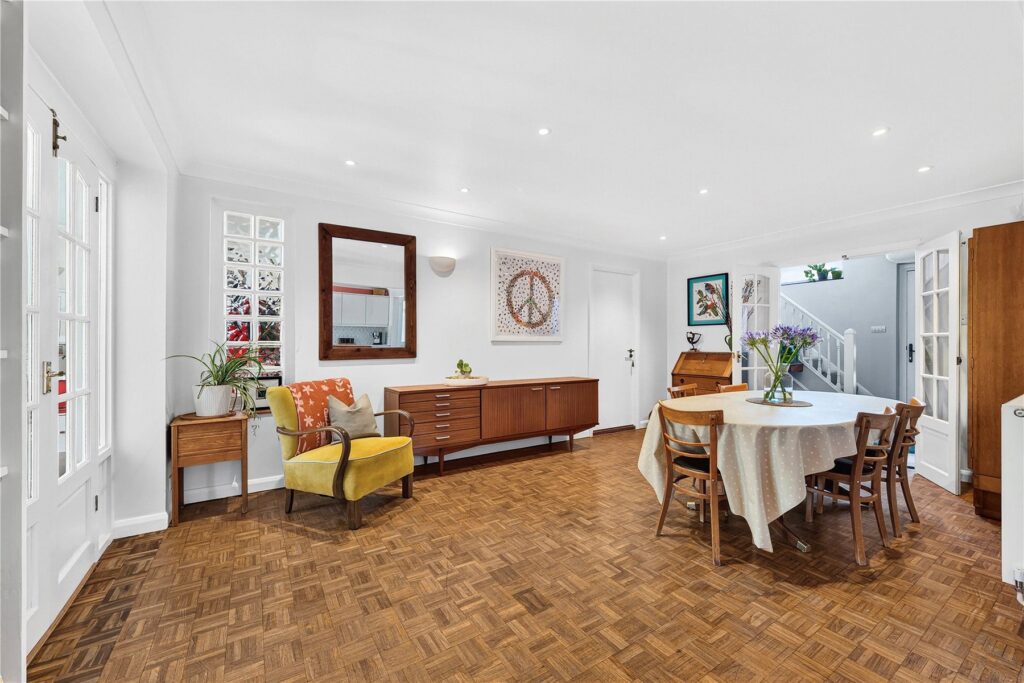 Property Image 0 Property Image 0