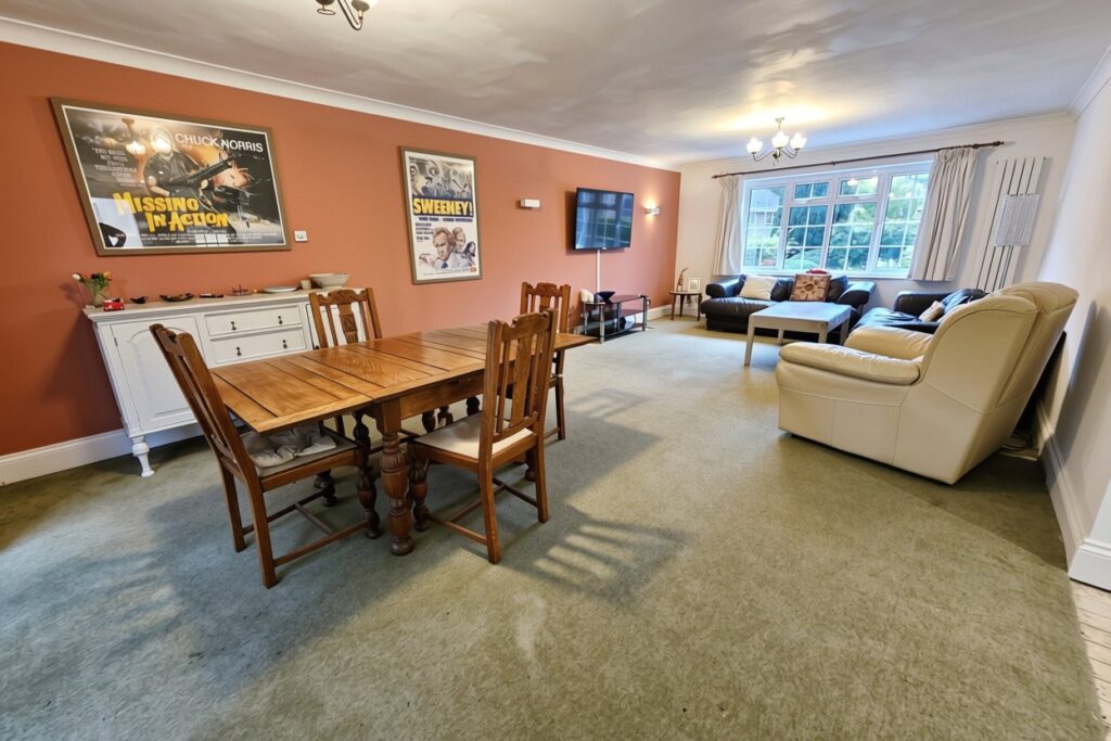 Property Image 0 Property Image 0