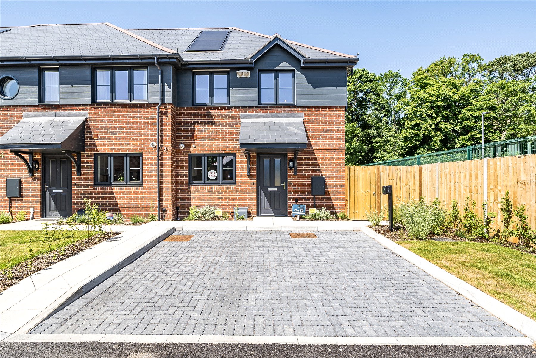 Property Image 0 Image 0