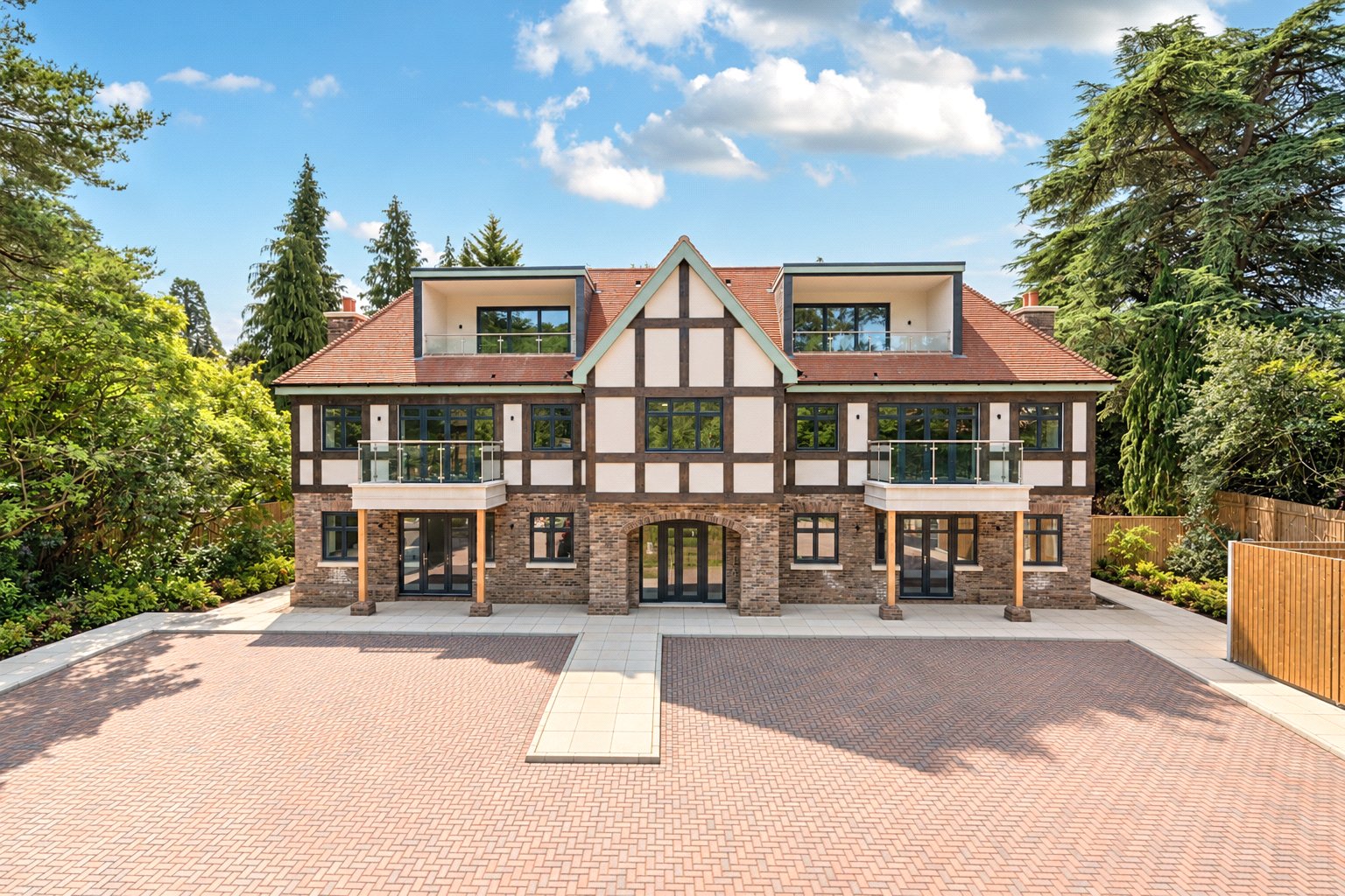 Property Image 0 Image 0