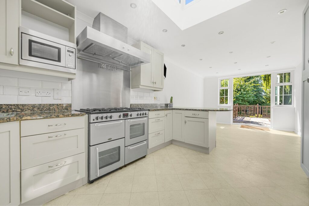 Property Image 0 Property Image 0