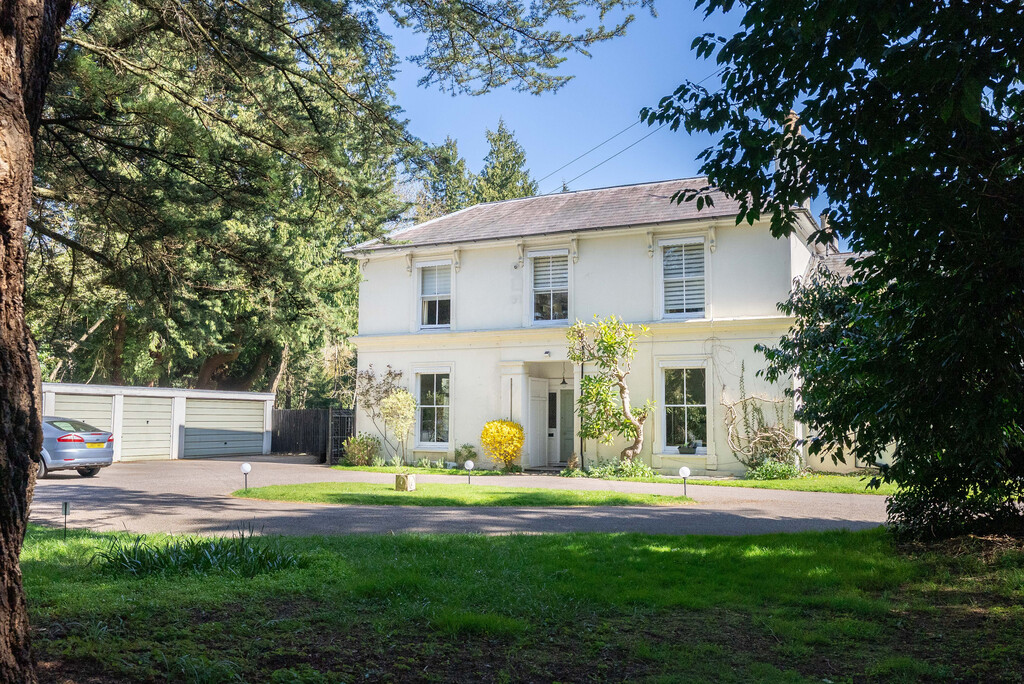 Property Image 0 Image 0