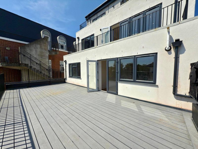 Property Image 0 Image 0
