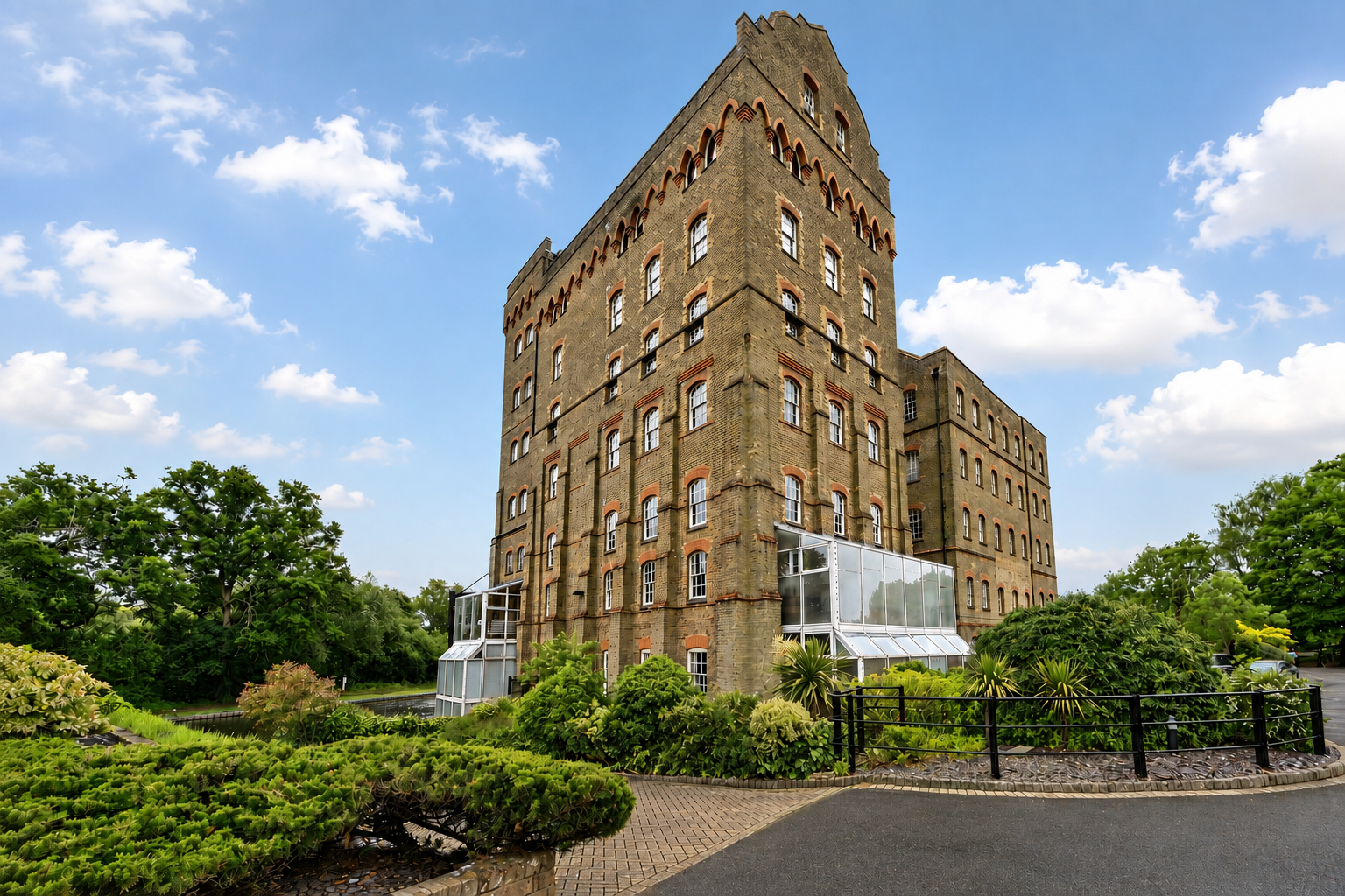 Property Image 0 Image 0