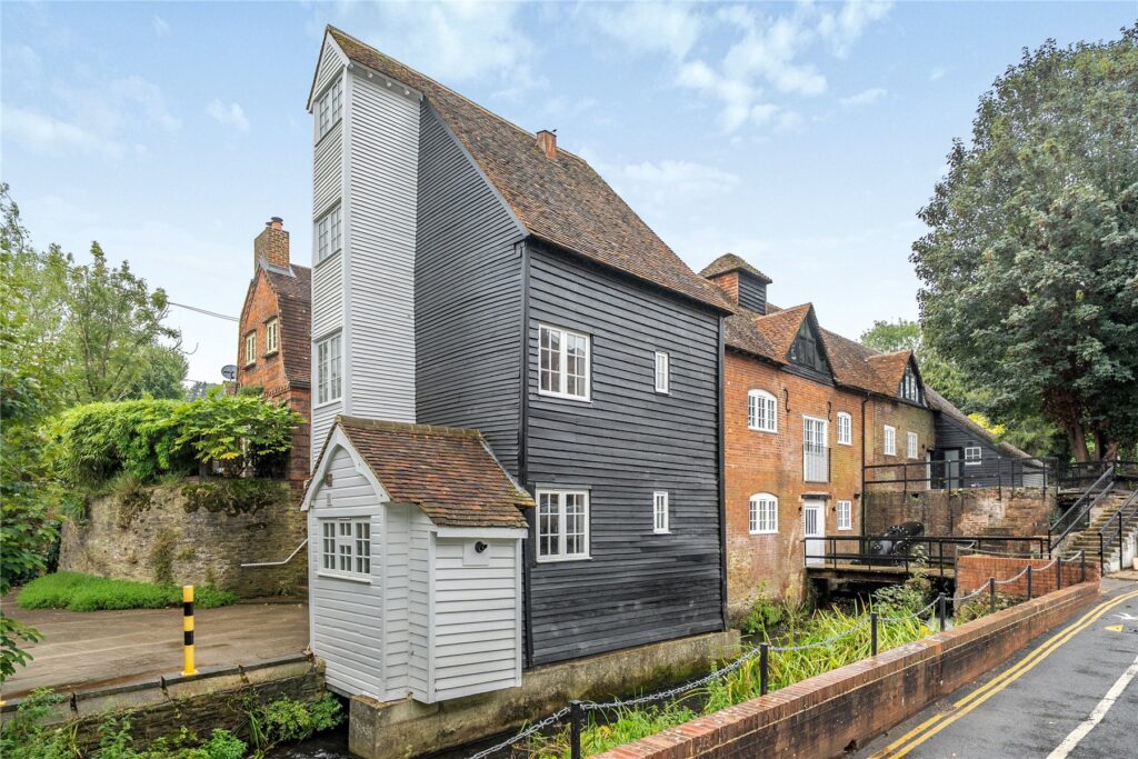 Property Image 0