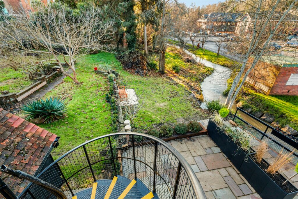 Property Image 0