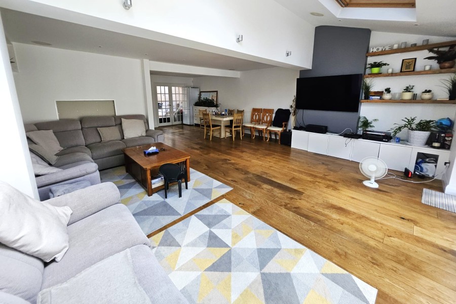 Property Image 0