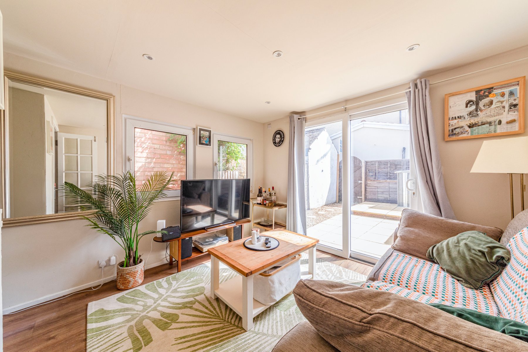 Property Image 0 Image 0