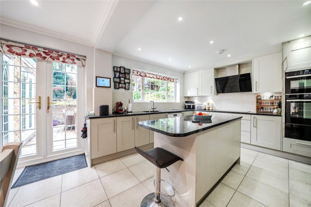 Property Image 0 Property Image 0