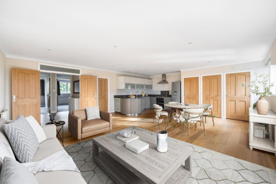 Property Image 0 Image 0