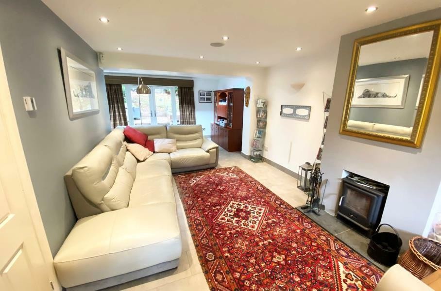 Property Image 0 Property Image 0