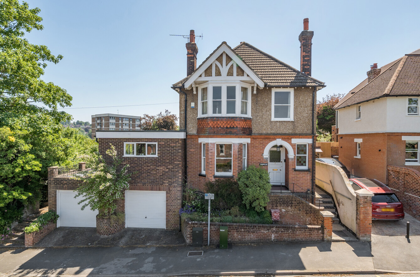 Property Image 0 Image 0