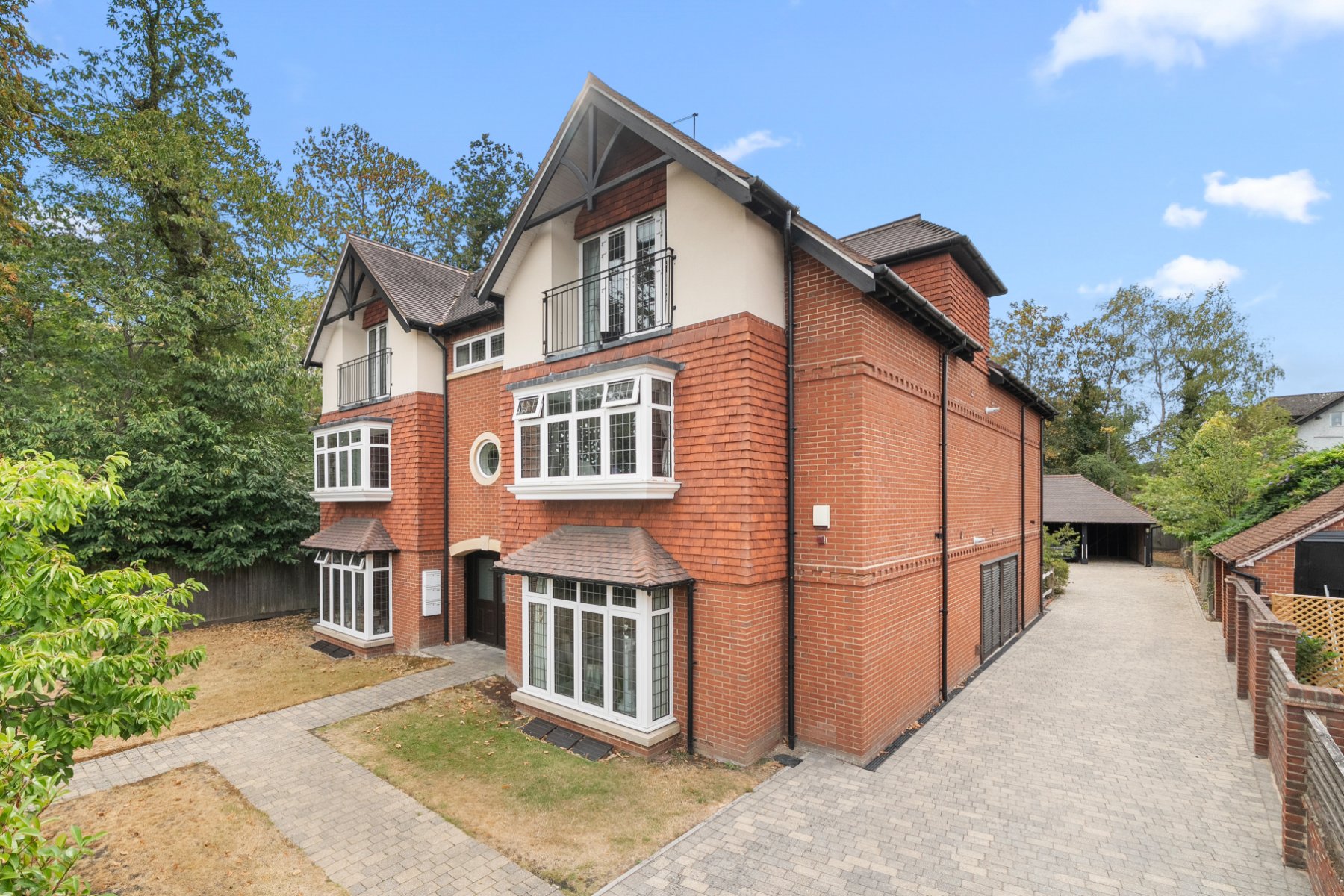 Property Image 0 Image 0