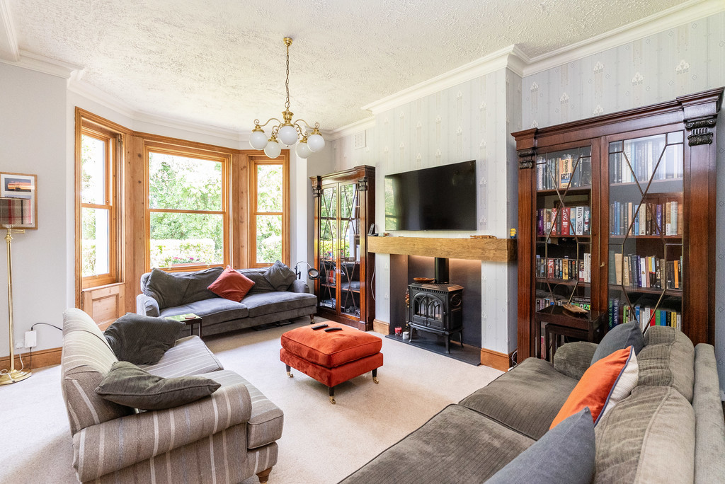 Property Image 0 Image 0