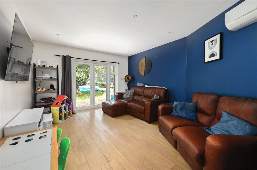 Property Image 0 Property Image 0