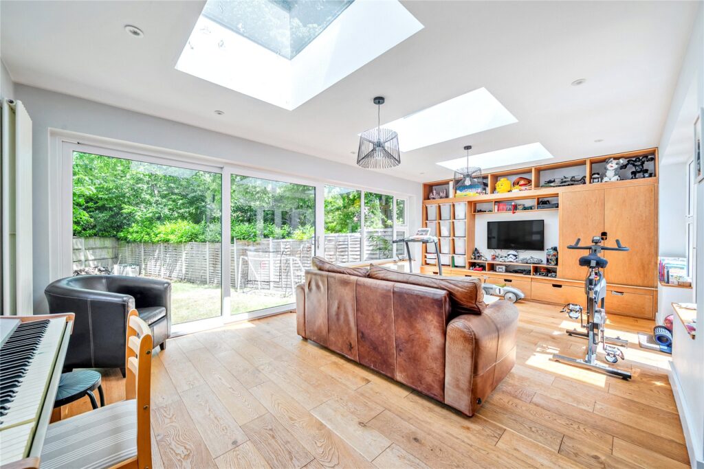 Property Image 0 Property Image 0