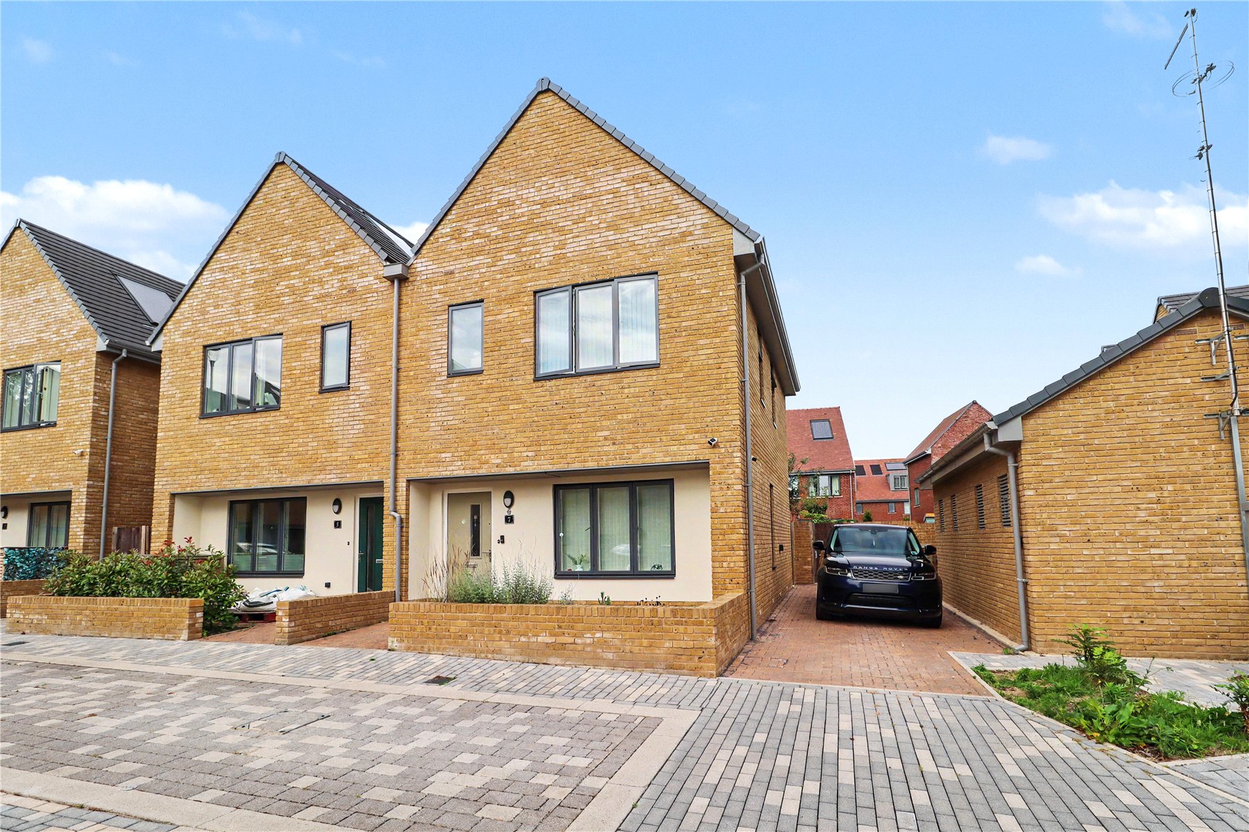 Property Image 0 Image 0