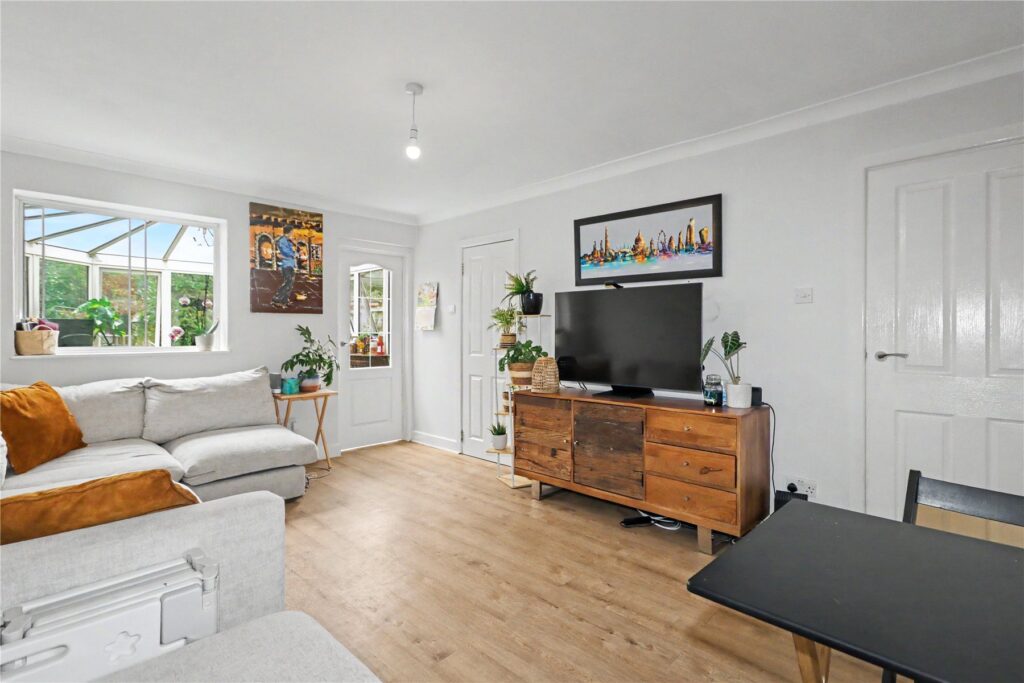 Property Image 0 Property Image 0