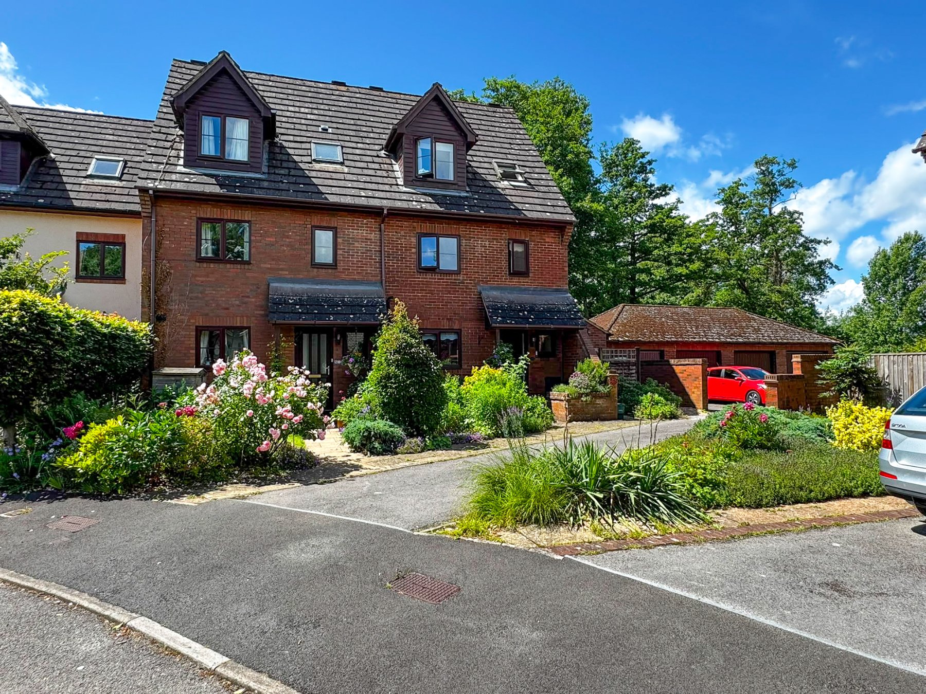Property Image 0 Image 0
