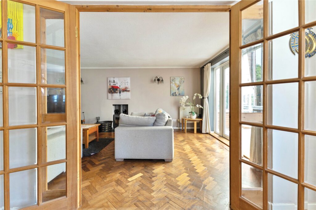 Property Image 0 Property Image 0