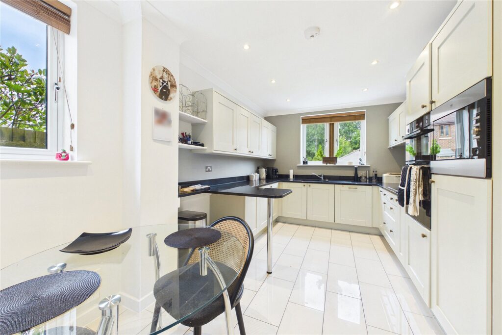 Property Image 0 Property Image 0