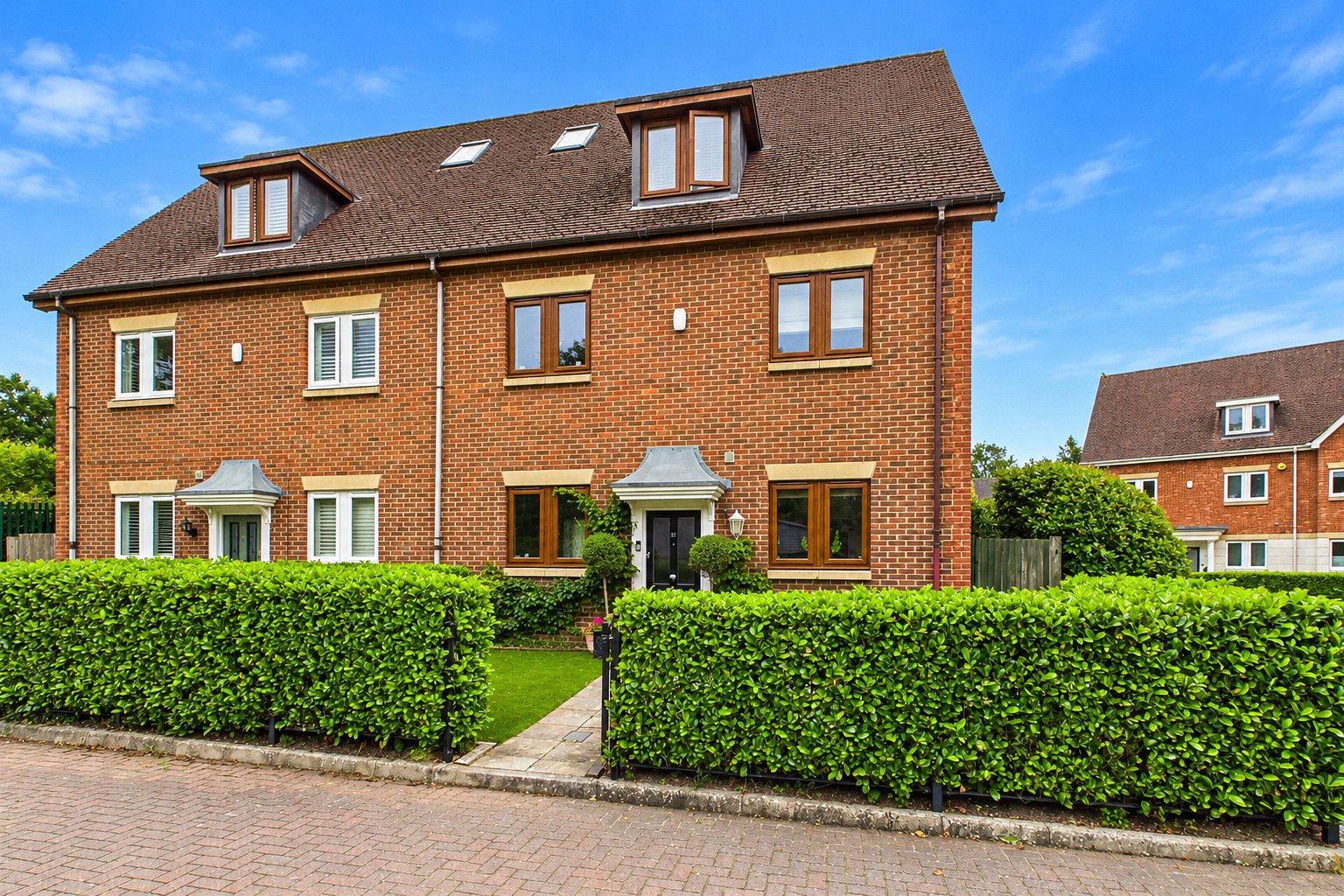 Property Image 0 Image 0