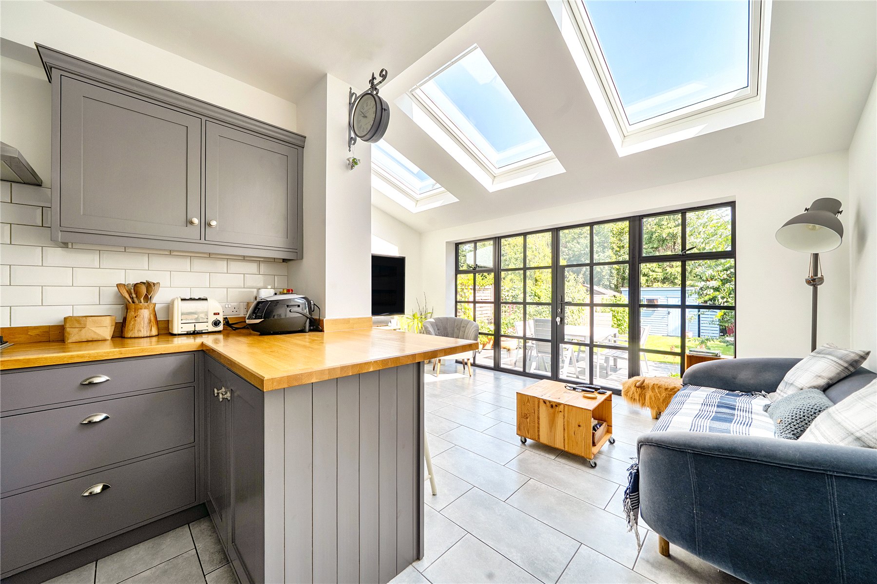 Property Image 0 Image 0