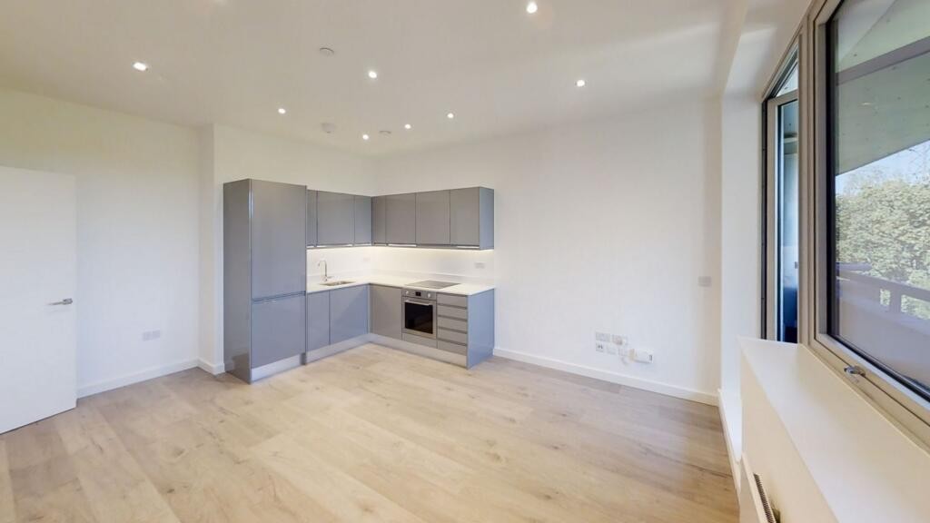 Property Image 0 Property Image 0