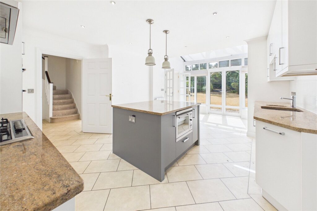 Property Image 0 Property Image 0