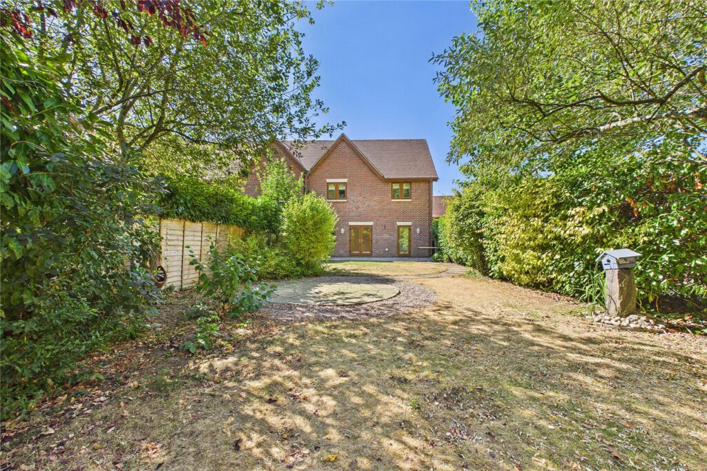 Property Image 0 Property Image 0