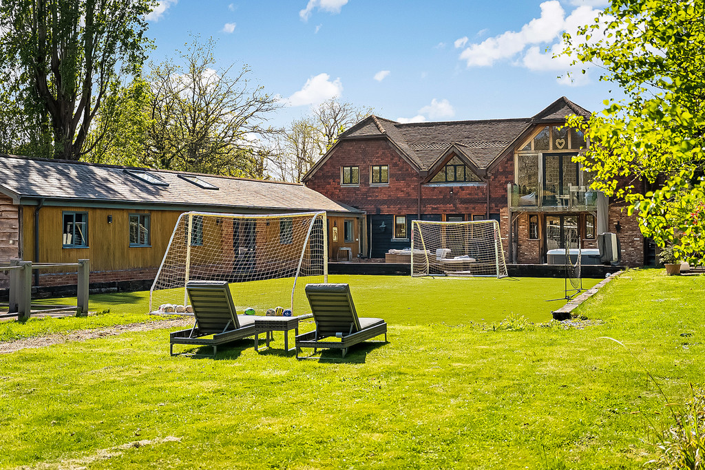Property Image 0 Image 0