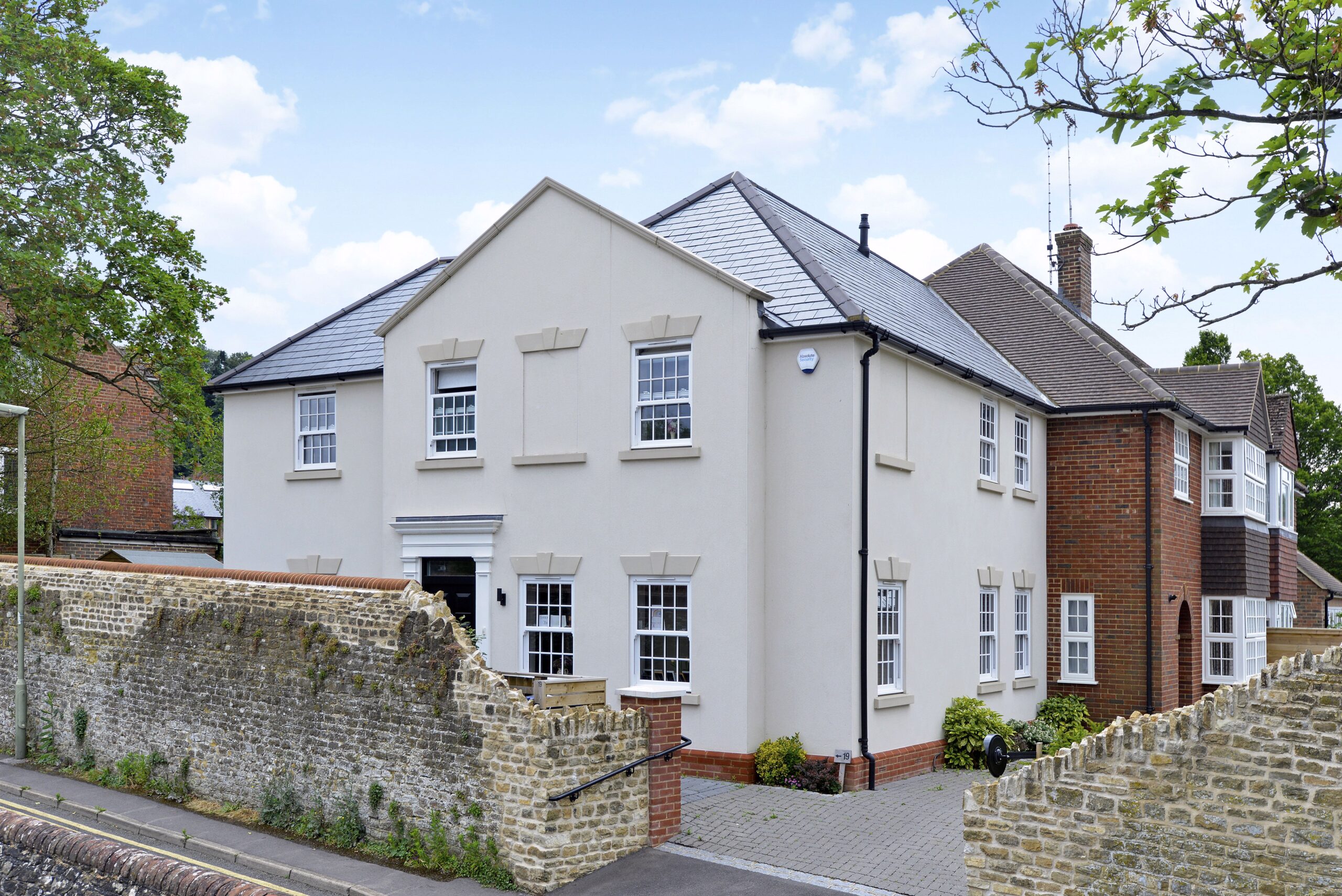 Property Image 0 Image 0