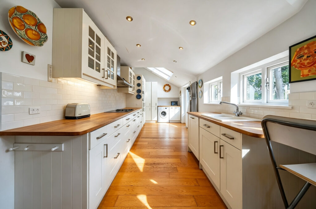 Property Image 0 Property Image 0
